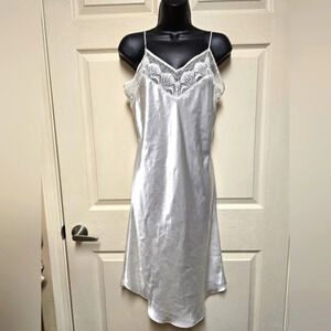 Vintage 90’s Victoria's Secret White Satin & Lace SzLg